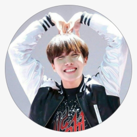 J Hope Cute Smile - J Hope Doing A Heart, HD Png Download, Free Download