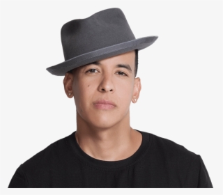 Daddy Yankee Wearing Grey Hat - Daddy Yankee, HD Png Download, Free Download