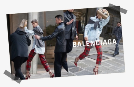 Balenciaga Goes Paparazzi For Their Ss 2018 Campaign - Balenciaga Paparazzi Campaign, HD Png Download, Free Download
