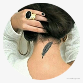 Sweet Feather Tattoo - Back Neck Tattoo Woman, HD Png Download, Free Download