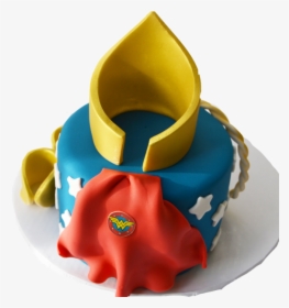 Wonder Woman Chocolate Cake With Fondant Gold Crown, - Fondant, HD Png Download, Free Download