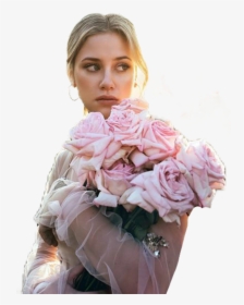 #lili #lilireinhart #beronica #bughead #riverdale #bety - Lili Reinhart With Roses, HD Png Download, Free Download