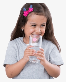 Smiling Girl With Glass Of Water - Child Water Drinking, HD Png Download, Free Download