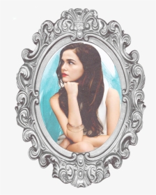 Zoey Deutch - Silver Frame Oval Gold, HD Png Download, Free Download