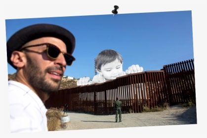 Jr Places Giant Baby At U - Giant Portrait Of Toddler Peers Over Us Mexico Border, HD Png Download, Free Download