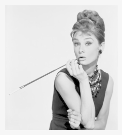 Clip Art Distinguished In At Tiffany - Audrey Hepburn Breakfast At Tiffany's, HD Png Download, Free Download