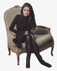 Selena Gomez Sitting Png Image, Transparent Png, Free Download