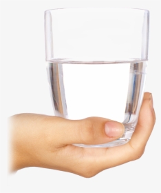 Hand Holding Glass Of Water - Distilled Water, HD Png Download, Free Download