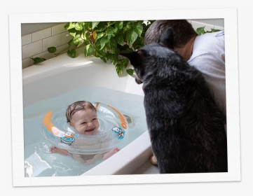 Baby In Otteroo Lumi Neck Float In Bath - Bathing, HD Png Download, Free Download