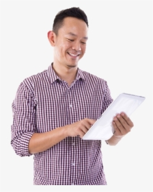 New Young Man With Ipad - Person On Ipad Png, Transparent Png, Free Download