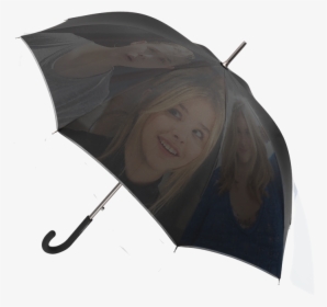 1426694878920 Umbrellas2 Chloe Moretz - フルトン ケンジントン, HD Png Download, Free Download