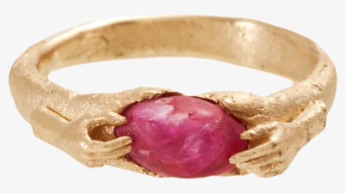 Fraser Hamilton Raw Ruby Hands Hold Gold A - Engagement Ring, HD Png Download, Free Download